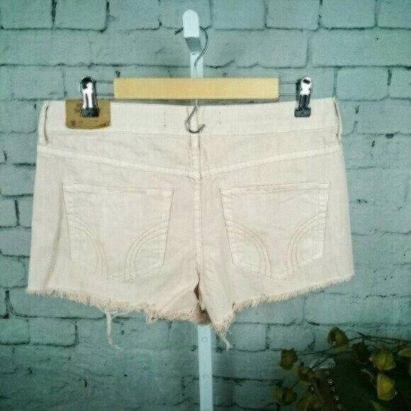 Hollister High Rise Distressed Embroidered Short Shorts In Pink Size 11/30 - Picture 2 of 4